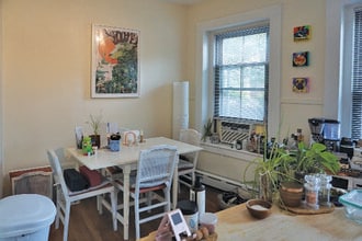26 Willow St, Unit 112 in Cambridge, MA - Building Photo - Building Photo