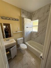 11452 Peachtree Dr-Unit -1 in North Miami, FL - Building Photo - Building Photo