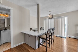 18 Merlin Ct in Worcester, MA - Building Photo - Building Photo