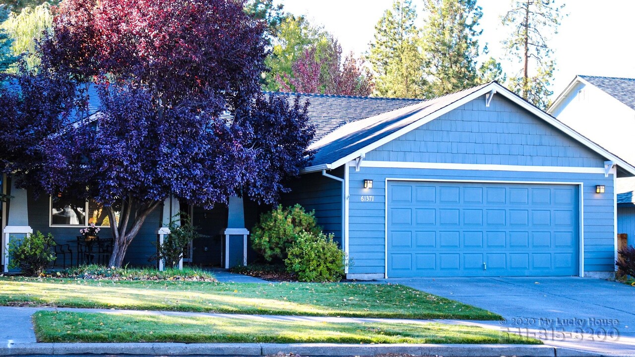 61371 Rock Bluff Ln in Bend, OR - Building Photo