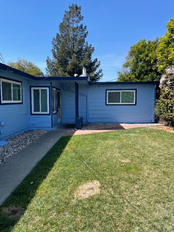 1637 Graham Way in San Leandro, CA - Building Photo - Building Photo