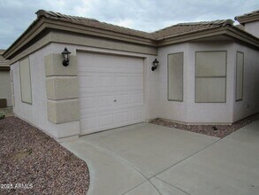 14230 N 152nd Ln in Surprise, AZ - Foto de edificio - Building Photo
