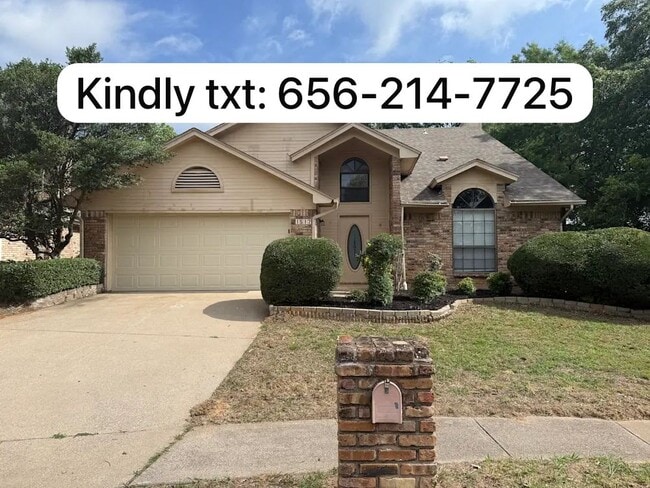 property at 1217 Woodvale Dr