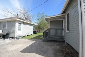 6903 Palestine St in Houston, TX - Building Photo - Building Photo