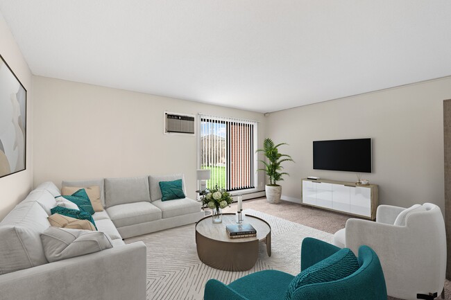 The Pointe at Cedar Grove in Eagan, MN - Building Photo - Building Photo
