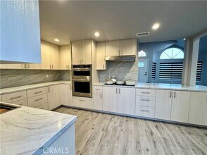 26182 Vintage Woods Rd in Lake Forest, CA - Building Photo - Building Photo