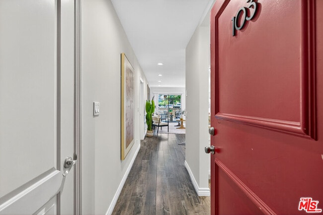 1125 Pico Blvd in Santa Monica, CA - Building Photo - Building Photo