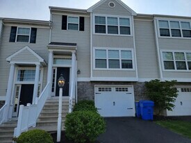 760 Oak Leaf Ln in Harrisburg, PA - Building Photo