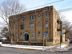 757 Pierpont St in Rahway, NJ - Foto de edificio - Building Photo