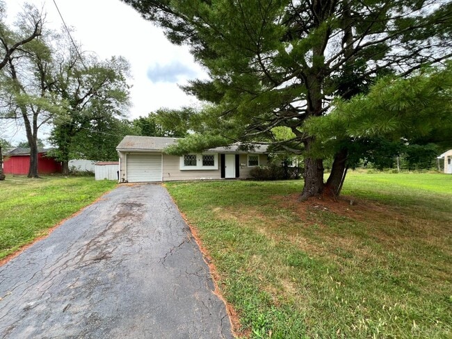 property at 6 Poe Ct