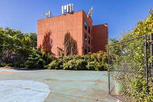 108 Belmont Ave in Brooklyn, NY - Foto de edificio - Building Photo