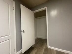 3210 E Magnolia Ave in Knoxville, TN - Building Photo - Building Photo