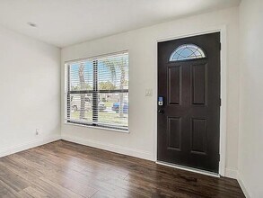 715 W Palm St in Lantana, FL - Building Photo - Building Photo
