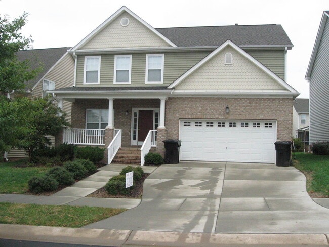 property at 2033 Sinclair Trce