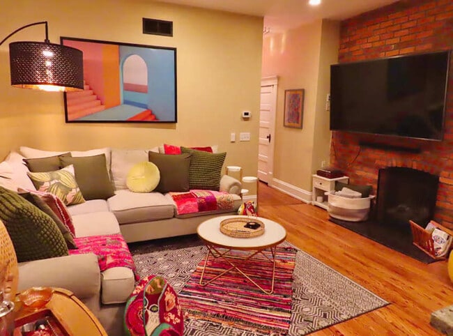 property at 815 Neil Ave