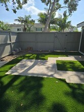 7197 Riptide Cir in Huntington Beach, CA - Building Photo - Building Photo