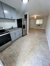 1220 NW 12th St-Unit -1 in Homestead, FL - Building Photo - Building Photo