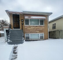 422 S 19th Ave in Maywood, IL - Building Photo