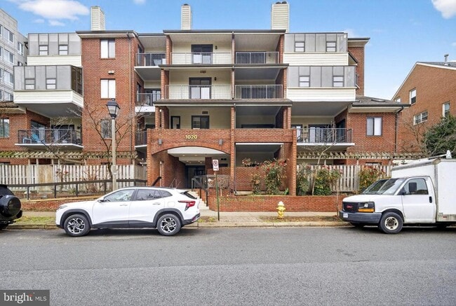 property at 1020 N Stafford St