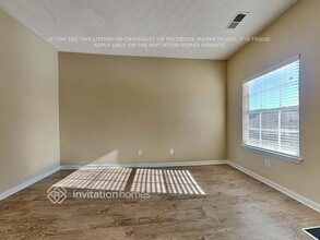 2867 Laurel Ridge Cir in East Point, GA - Building Photo - Building Photo