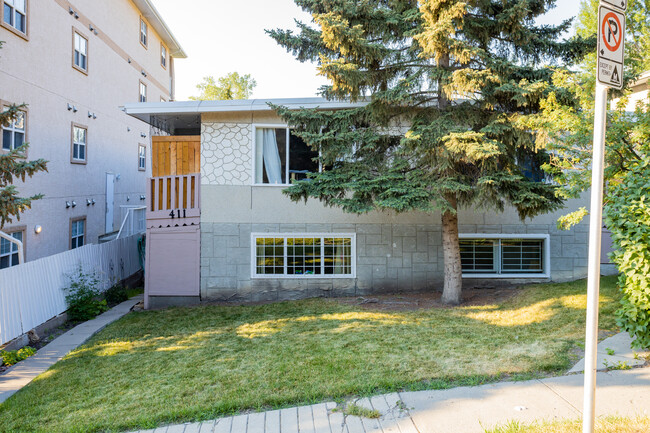 407 3 Av NE in Calgary, AB - Building Photo - Building Photo