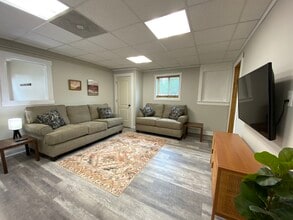 312 S 13th St, Unit 312 in Mattoon, IL - Foto de edificio - Building Photo