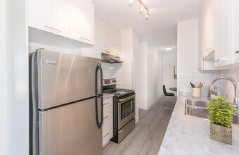 Solano House in Edmonton, AB - Building Photo - Building Photo