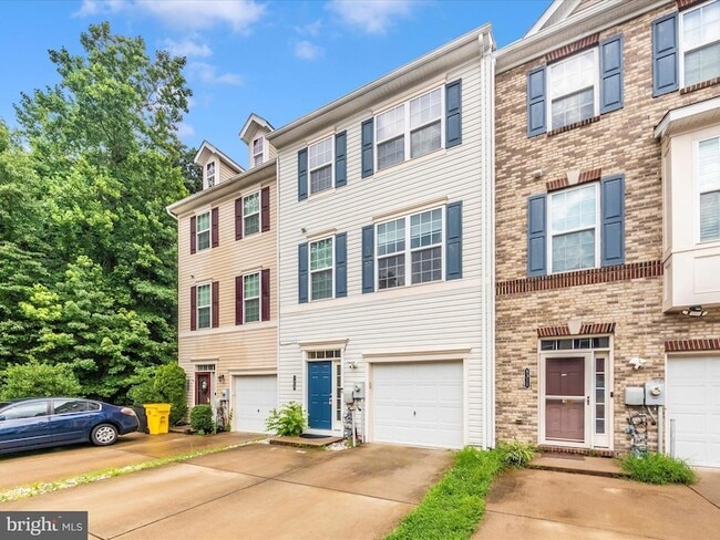 8313 Black Harrier Ln, Unit 101 in Severn, MD - Building Photo - Building Photo