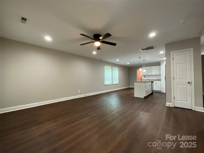 419 S Green St in Statesville, NC - Building Photo - Building Photo