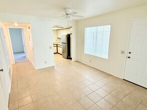 505 S Farrell Dr in Palm Springs, CA - Building Photo - Building Photo