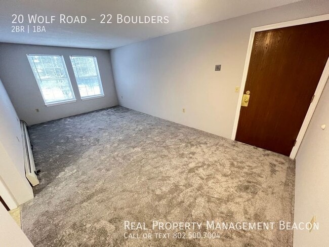 20 Wolf Rd in Lebanon, NH - Building Photo - Building Photo