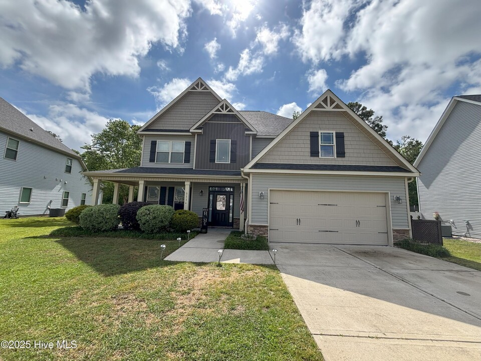 311 Bear in Maple Hill, NC - Building Photo