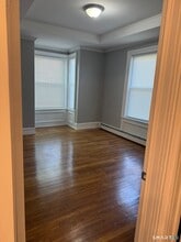 24 Wilkinson St in Putnam, CT - Building Photo - Building Photo