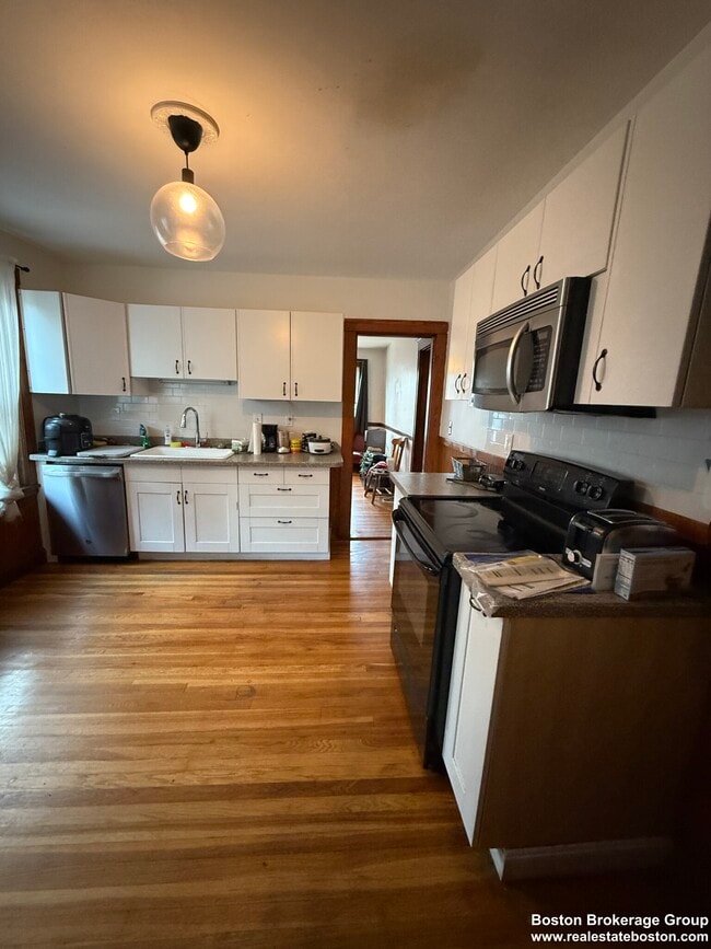 68 Belden St, Unit #2 in Boston, MA - Foto de edificio - Building Photo