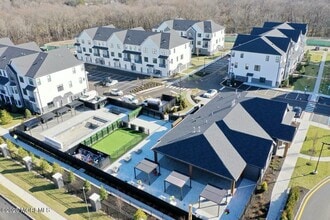 510 Ella Rd in Marlboro, NJ - Building Photo - Building Photo