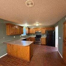 1209 A Flora St in Nixa, MO - Building Photo - Building Photo