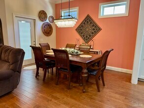 10692 Squall Line Rd in Pensacola, FL - Building Photo - Building Photo