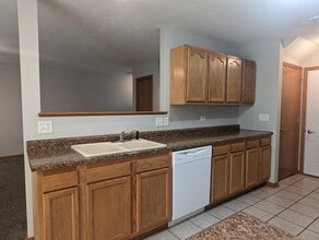 3540 St Anthony Way in Rockford, IL - Building Photo - Building Photo