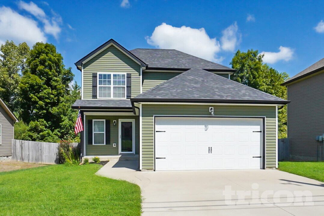 542 Magnolia Dr in Clarksville, TN - Building Photo