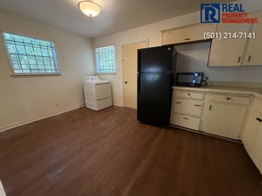 7325 Knollwood Rd in Little Rock, AR - Building Photo - Building Photo