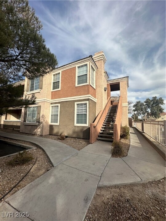 1404 Seward St in Las Vegas, NV - Building Photo