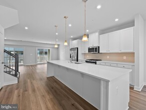 2709 Velocity Rd, Unit 1950 in Herndon, VA - Building Photo - Building Photo