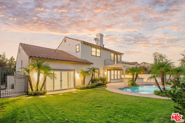 4110 Prado De Los Zorros in Calabasas, CA - Building Photo - Building Photo