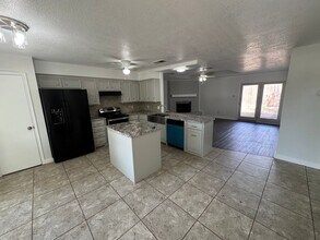 6803 Homestead Ave in Lubbock, TX - Building Photo - Building Photo