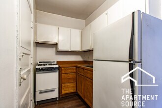 3034 N Halsted St, Unit 1C in Chicago, IL - Building Photo - Building Photo