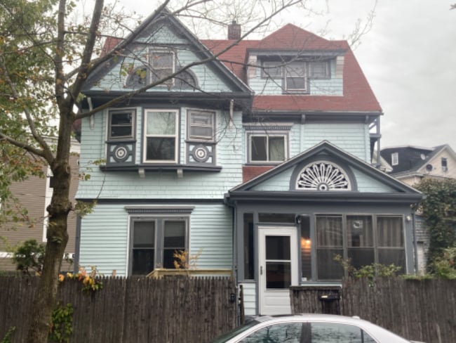 property at 2 Marlowe St