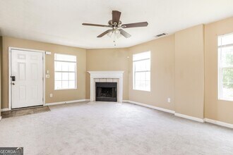164 Marsh Glen Dr in Jonesboro, GA - Building Photo - Building Photo
