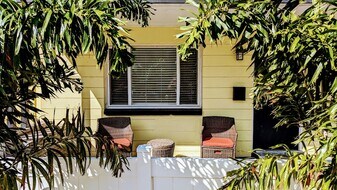 130 17th St N, Unit Urban Oasis in St. Petersburg, FL - Building Photo