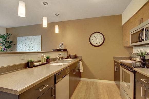 Compass Apartments in Edmonds, WA - Building Photo - Building Photo