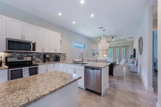 2737 Linda Dr in Naples, FL - Building Photo - Building Photo